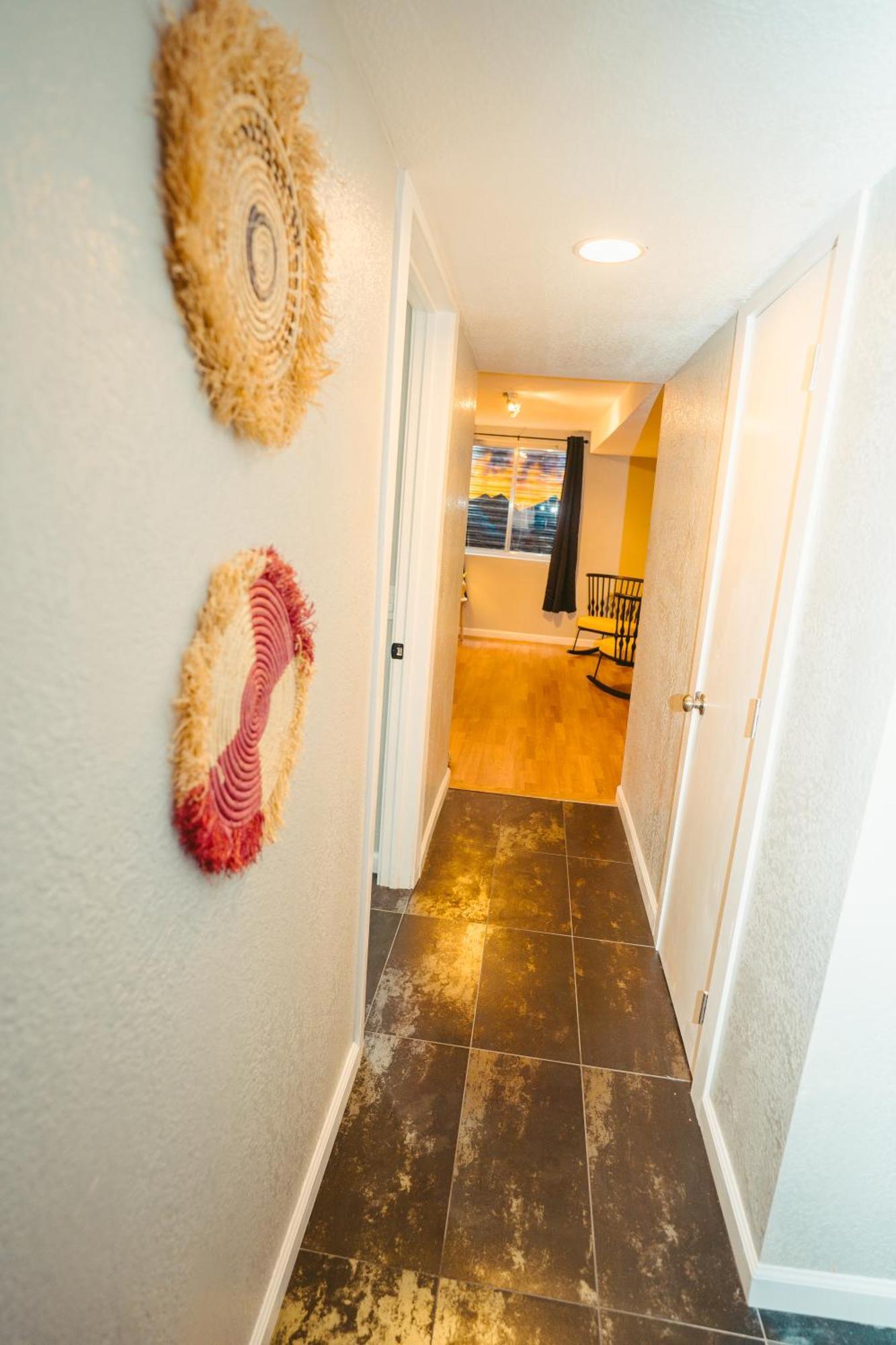 Windsor Retreat Private Basement Suite DEN Zewnętrze zdjęcie